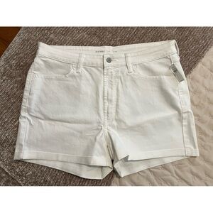Old Navy WOW High Rise Shorts - 16 - NWT!
